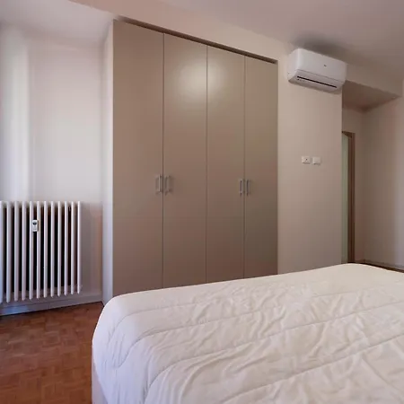 Andreacosta Prestige - Self Check-in Apartment Novara