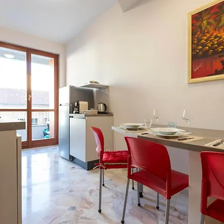 Daire Andreacosta Prestige - Self Check-in Novara
