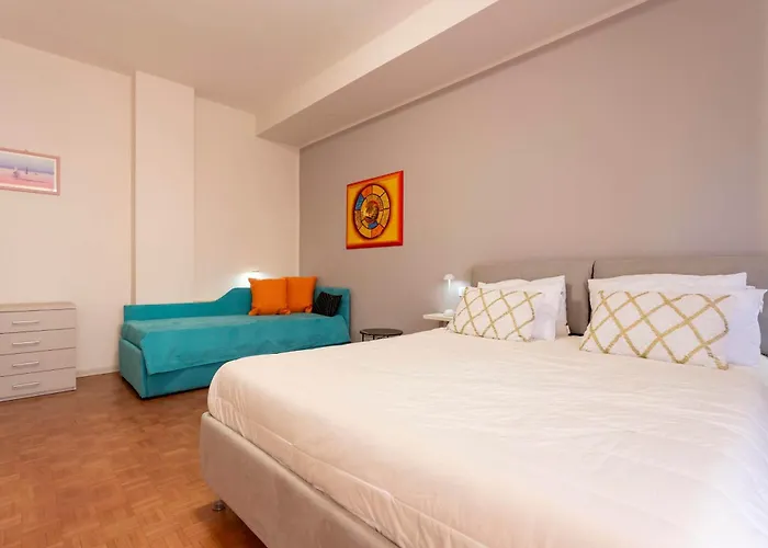 Andreacosta Prestige - Self Check-in Apartment Novara